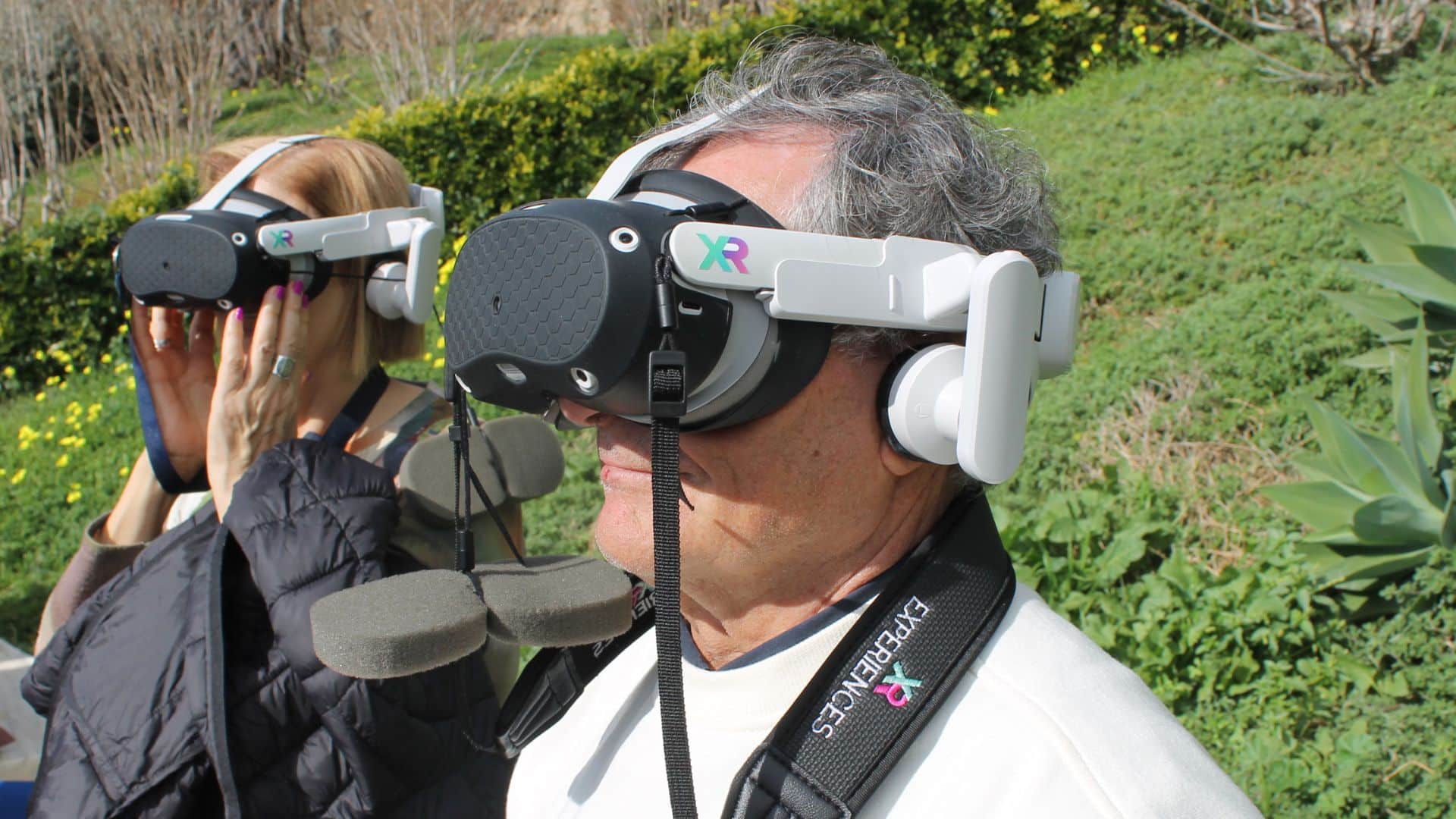 DISFRUTANDODO LAS ESCENAS RECONSTRUIDAS